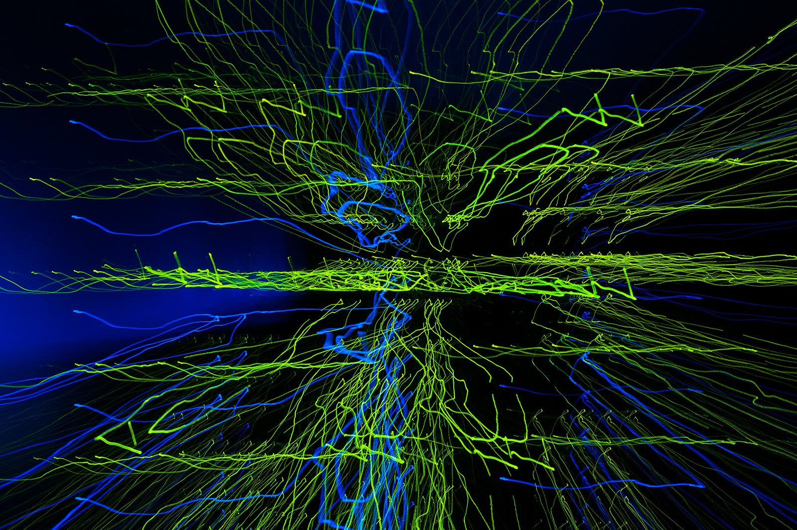 Flying Through The Parallel Universe VII - Wormhole